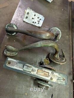 Antique Entry Mortise Lock Brass Pull Handles with thumb Latch Keyed Russwin