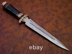 Custom Hand Forged Damascus Steel Hunting Dagger Knife With Horn & Brass Handle