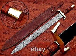 Damascus Steel Forged Hunting Warrior Sword Brass Guard & Pommel Walnut Grip