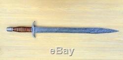 Damascus Sword, Handmade ROMAN GLADIUS SWORD. DAMASCUS HILTS, PAKKAWOOD HANDLE