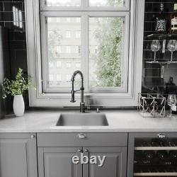 Kitchen Faucet Single-Handle Pull-Down Sprayer in Stainless Steel/Matte Black