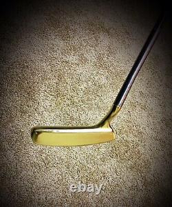 Pre-Scotty Cameron/Heal Shafted Flange 35 Rh Bullseye Putter/Leather Grip